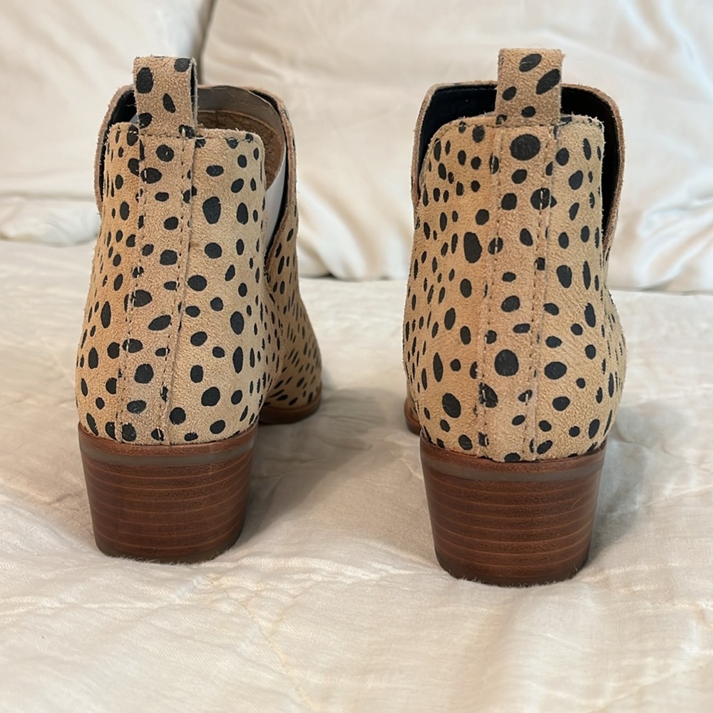 Dolce Vita Booties - Picture 3 of 5